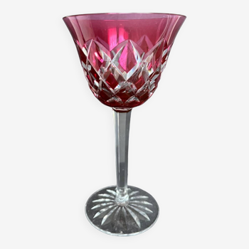 Verre en cristal taillé de couleur Saint Louis