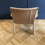 Scandinavian armchair model CH25 by Hans Wegner