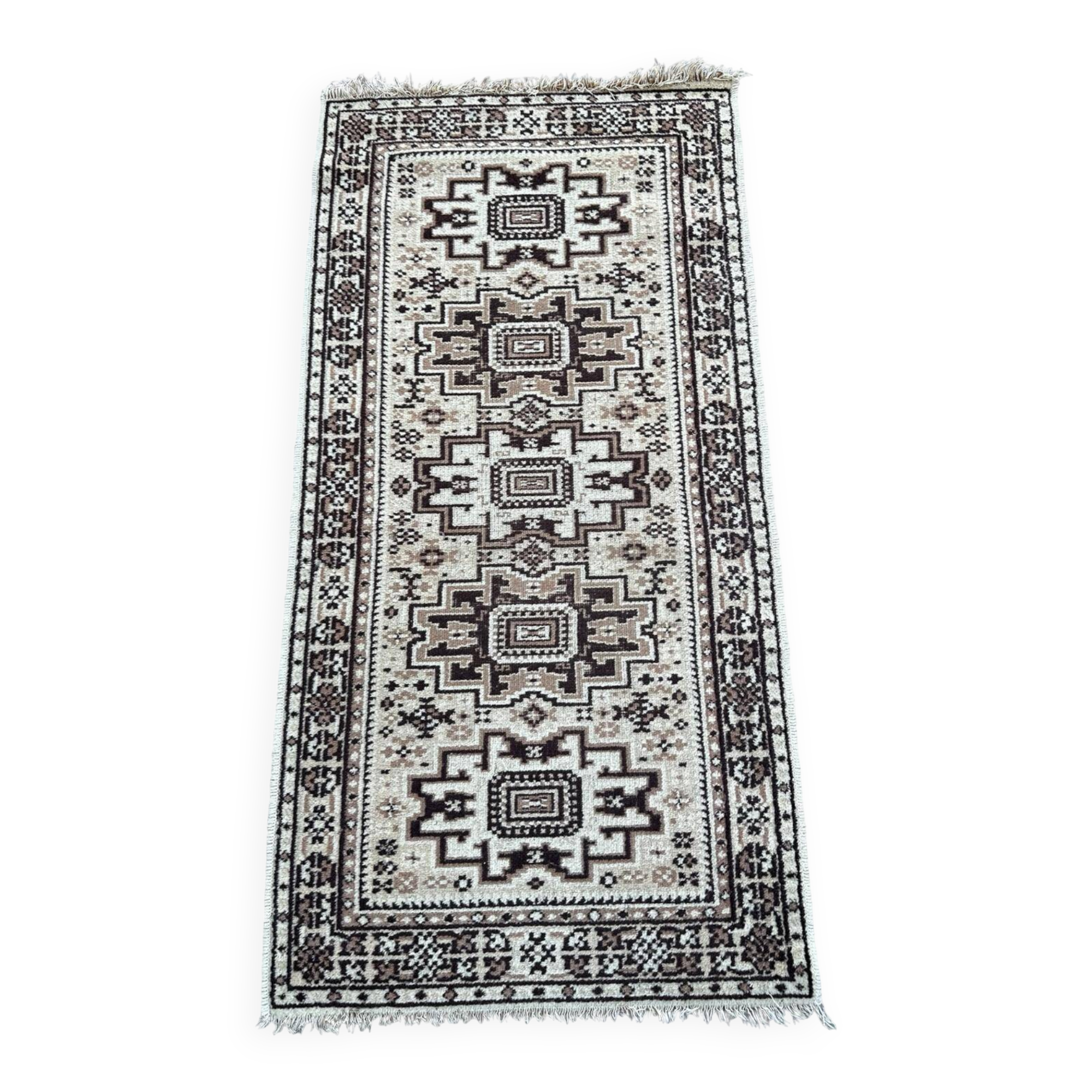 Oriental style rug 70cm x 170cm