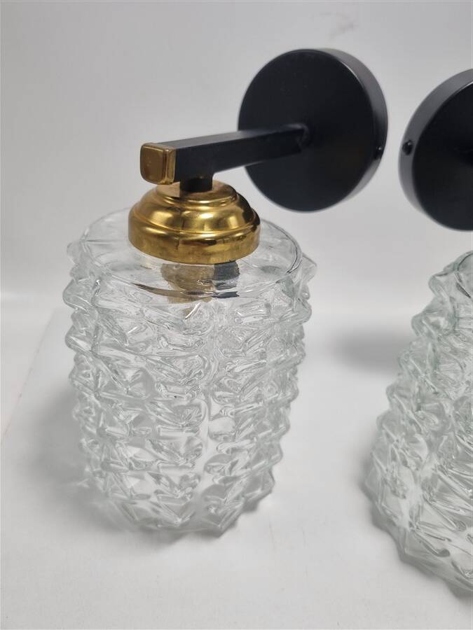 Pair of wall sconces