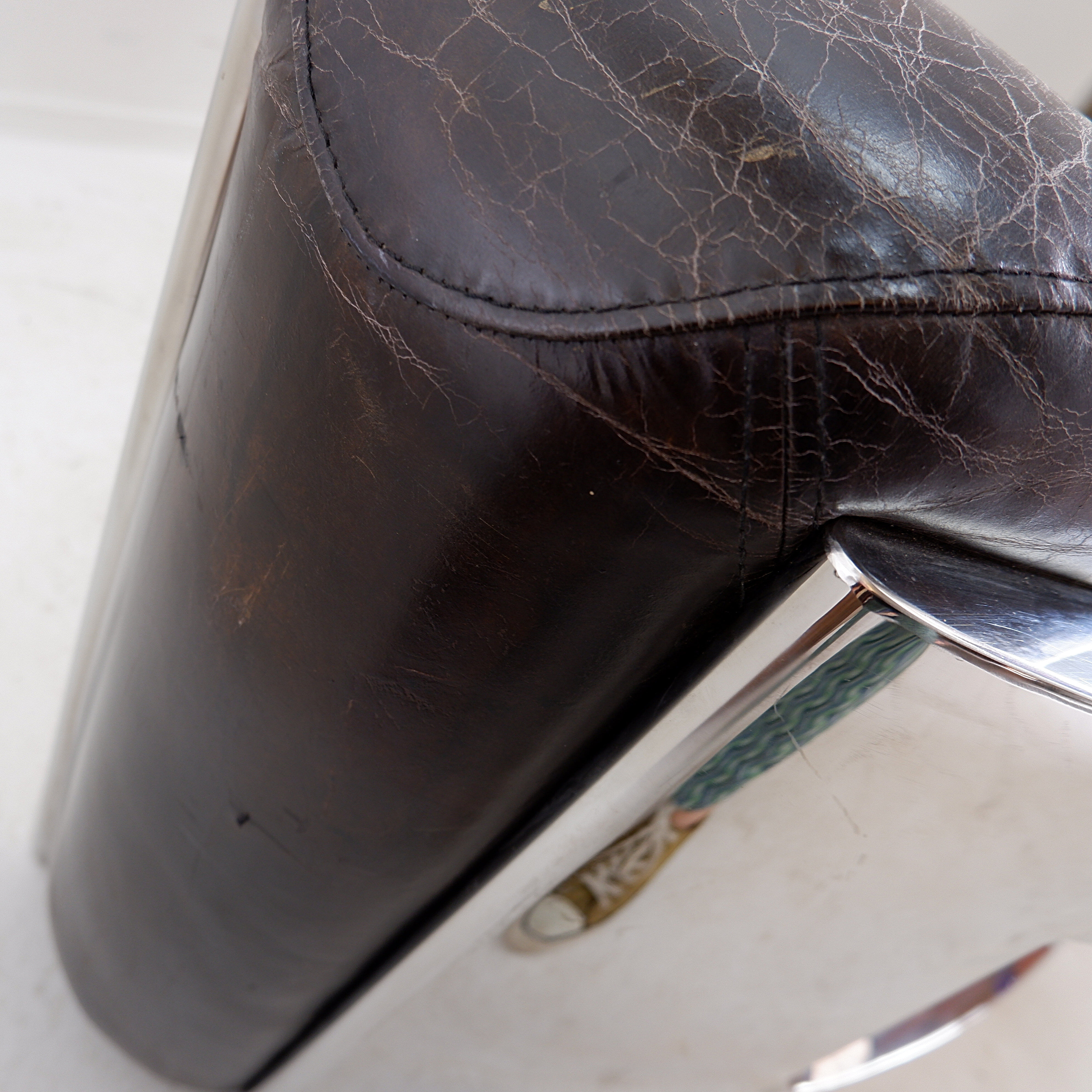Paire de fauteuils "Mars" Timothy Oulton - 2009