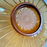 Amber glass plate