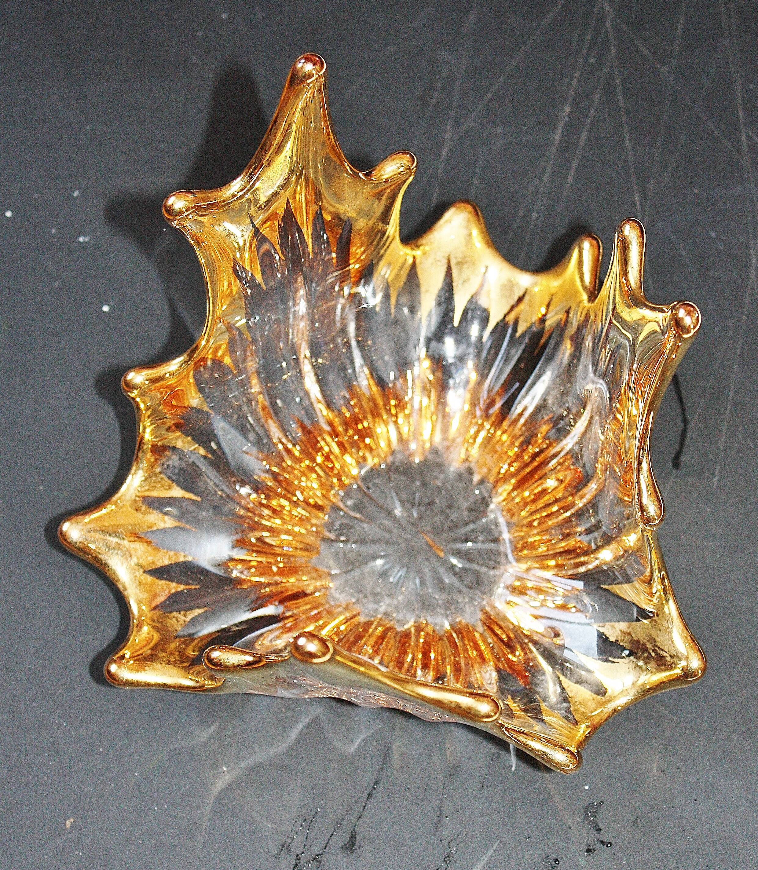 Empty pocket ring in half crystal of Portieux