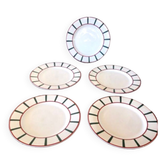 5 beautiful Basque dessert plates