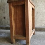 Wooden craft workbench