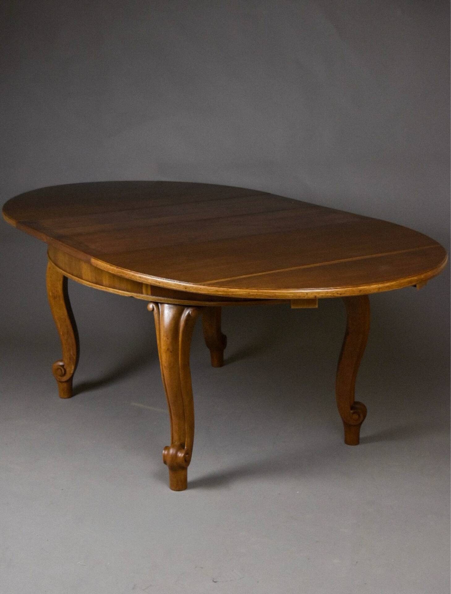 Grande table à manger extensible en chêne, début du 20e siècle