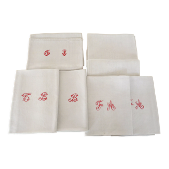 7 serviettes de table anciennes monogrammées