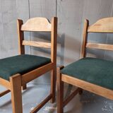 4 chaises en bois massif