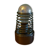 Vintage lamp springs out