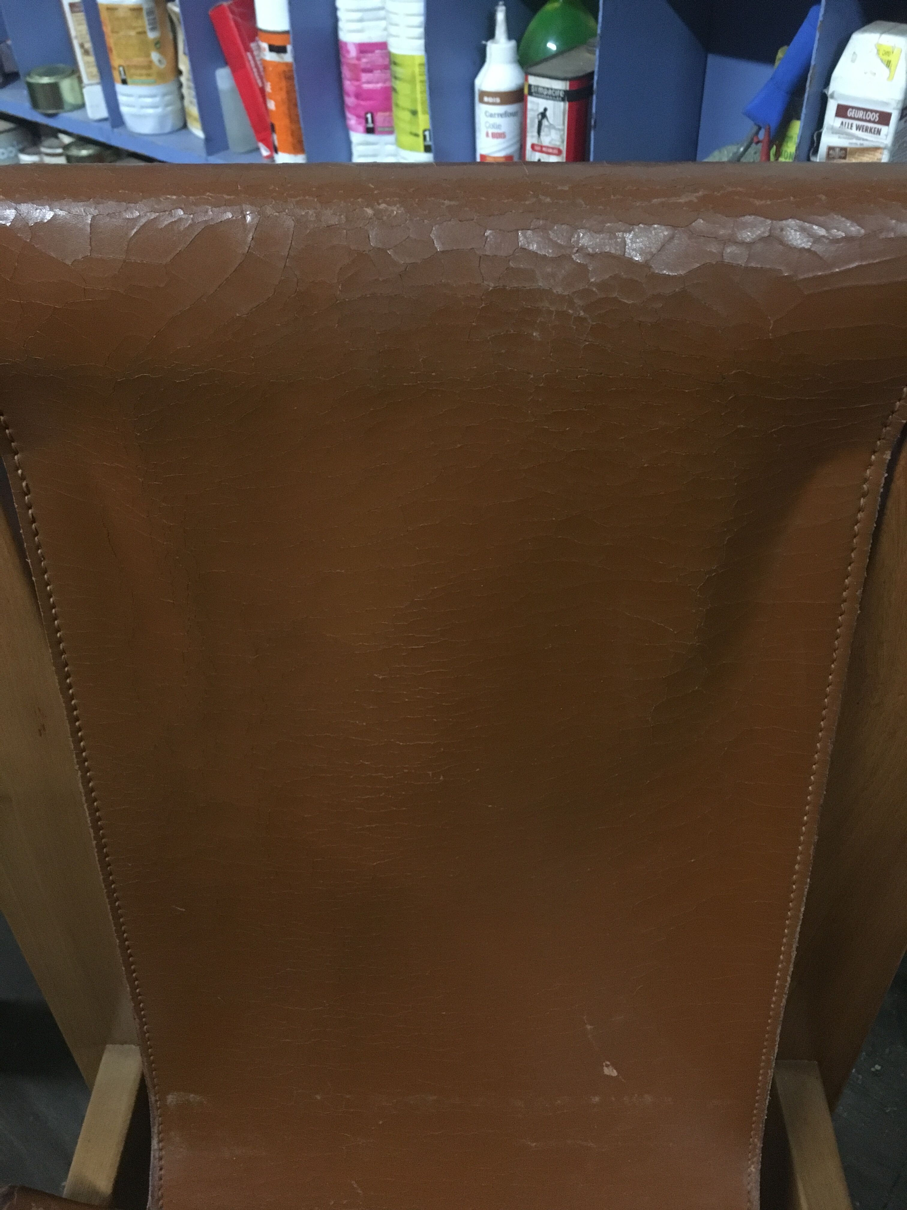4 chaises cuir et bois