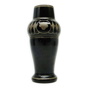 A5Z mini vase in the Art Nouveau style
