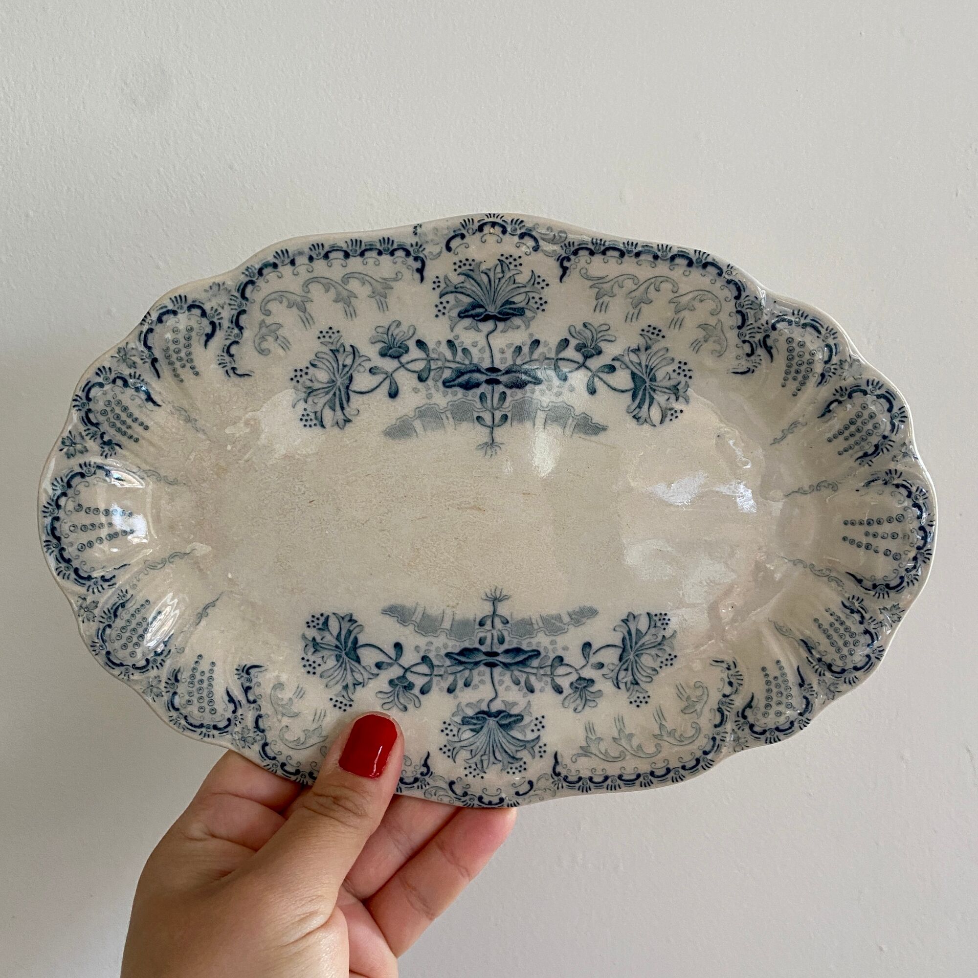 Set of 2 raviers, vintag dishes in iron earth, Regency model of Saint Amand