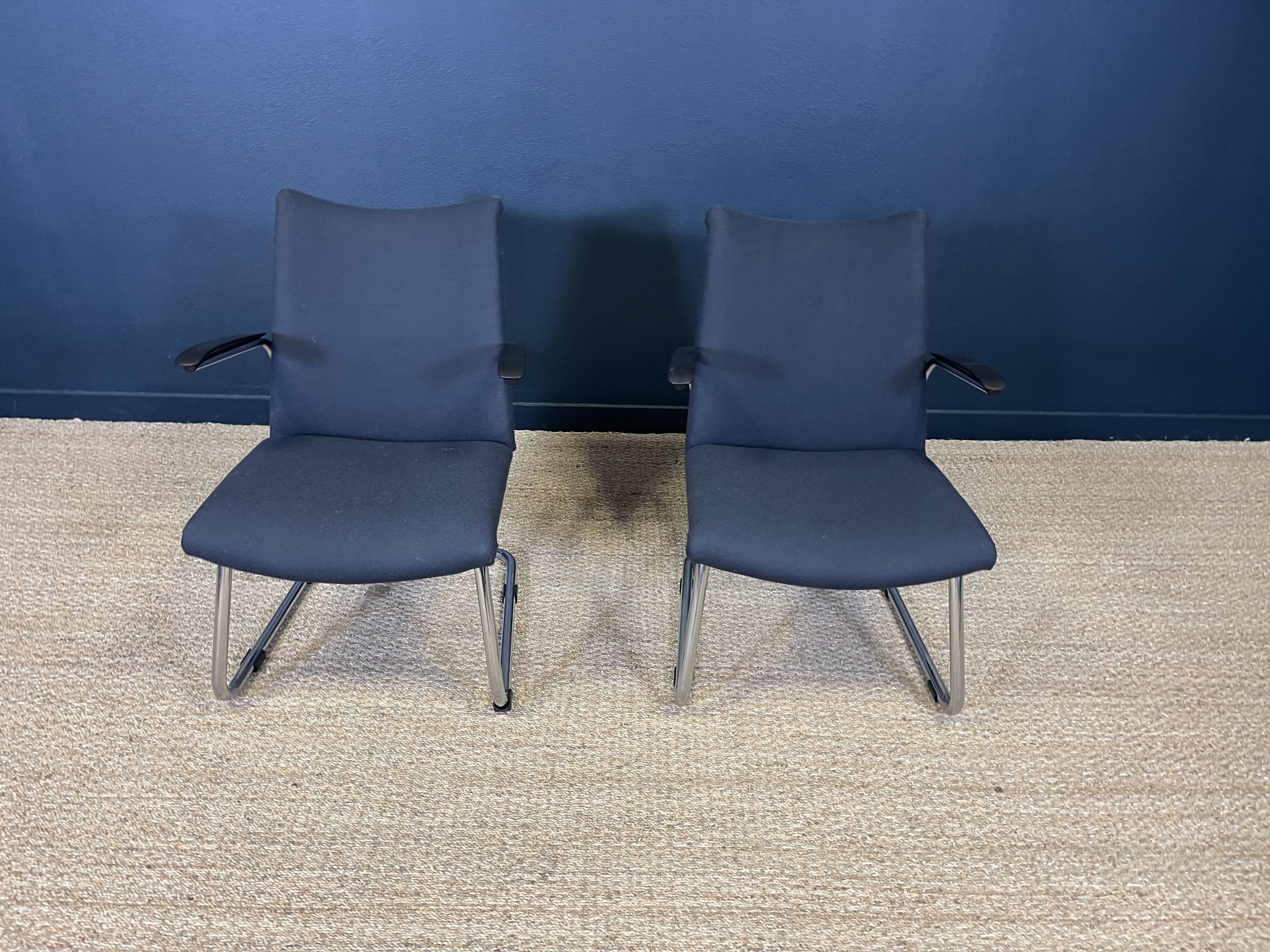 Pair of 2 Cantilever armchairs by Toon de Wit