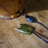 Lampe vintage en grès vernissé avec abat-jour peint à la main