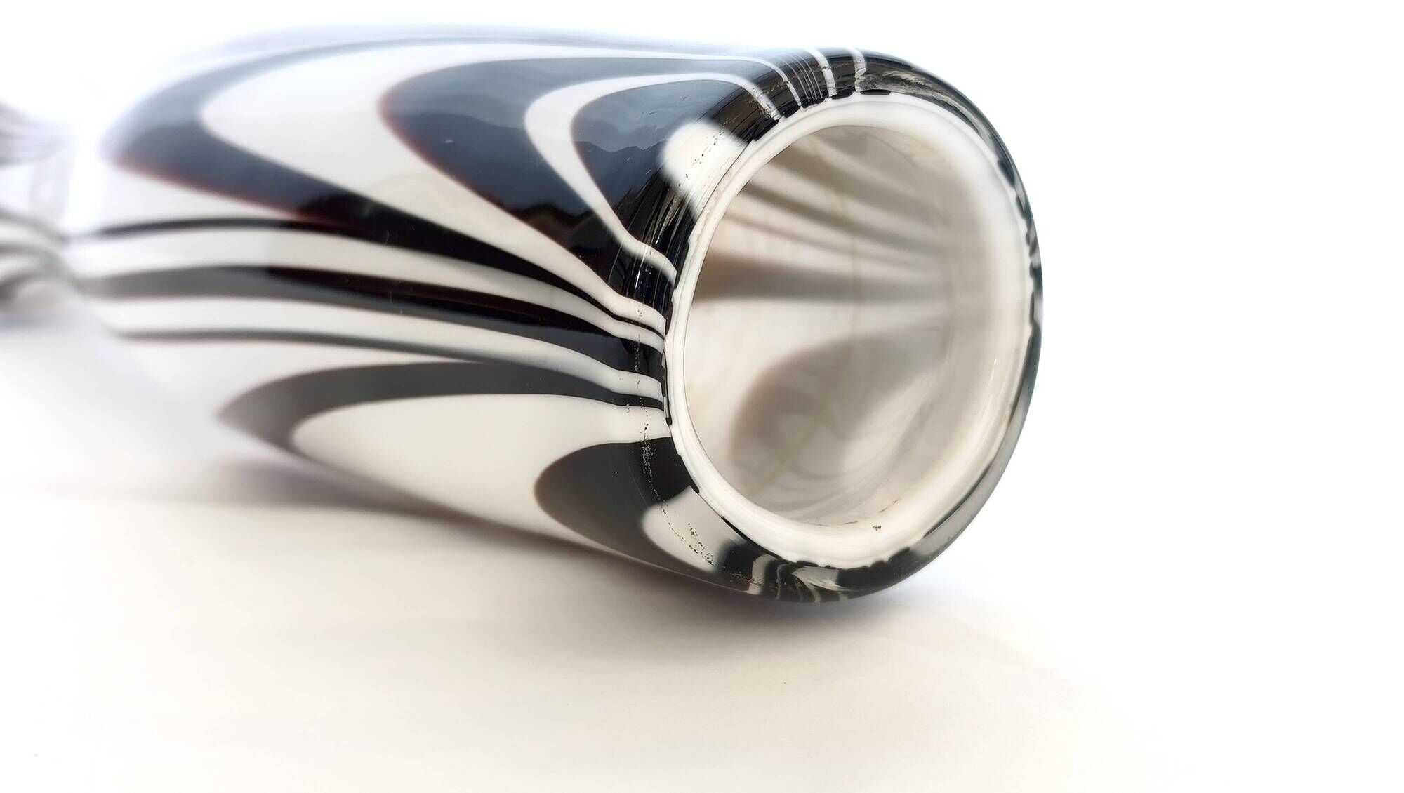 Purple and White Murano Glass Vase “Wave” by Carlo Moretti, Italy 1970s