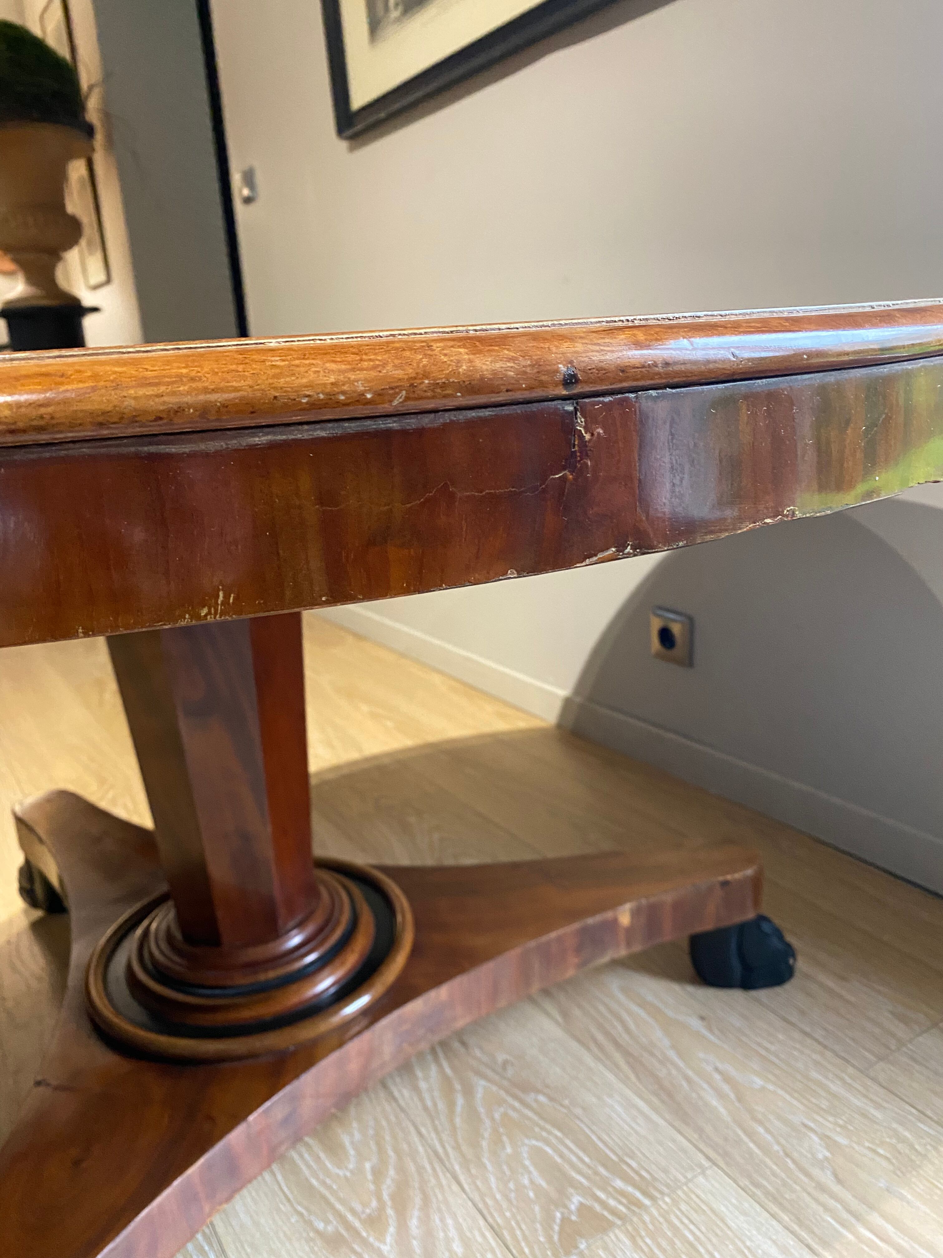 Dining table Empire nineteenth century