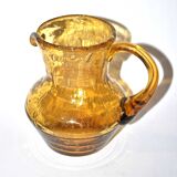 Pichet vintage en verre bullé jaune ambré La Rochère