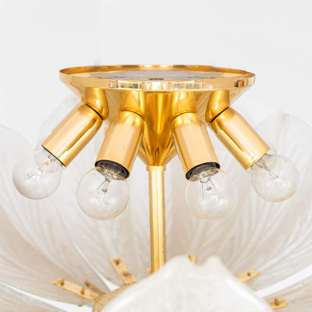 Lustre 8 lumières Novaresi métal doré des années 70 vintage