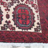 Ancien tapis persan. 194 x 102 cm.