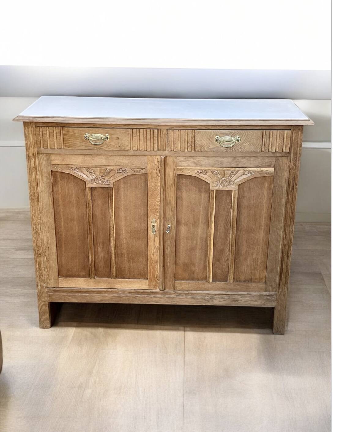 Buffet parisien art déco