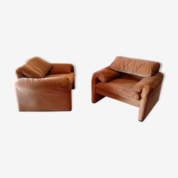 Pair of Maralunga armchairs by Vico Magistretti