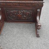 Banc coffre style Henri II en noyer