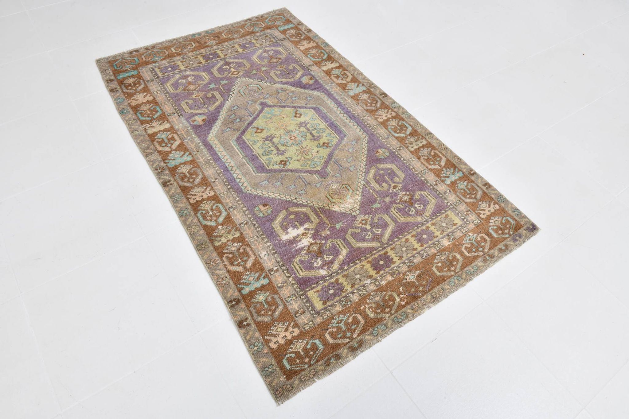 4x6 Vintage Oushak Carpet, Turkish Rug, 107x172Cm