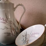 Lot service 4 cups and a porcelain coffee maker