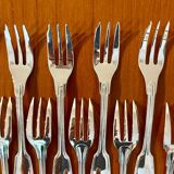 Christofle Chinon 12 cake forks and 1 pie server new condition
