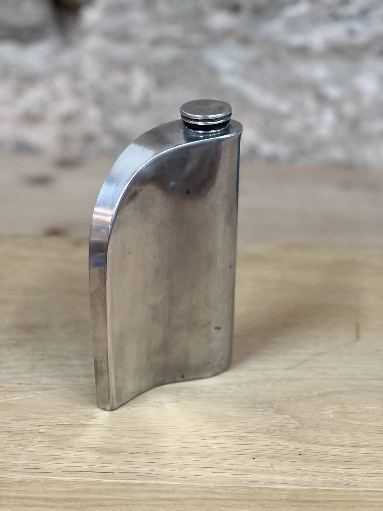 Silver-plated flask - Chris Middleton - The Tormore