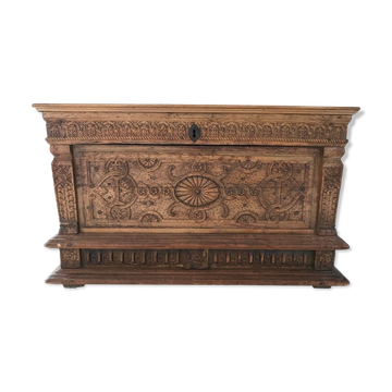 Antique Carved wooden chest with plant motif Renaissance period