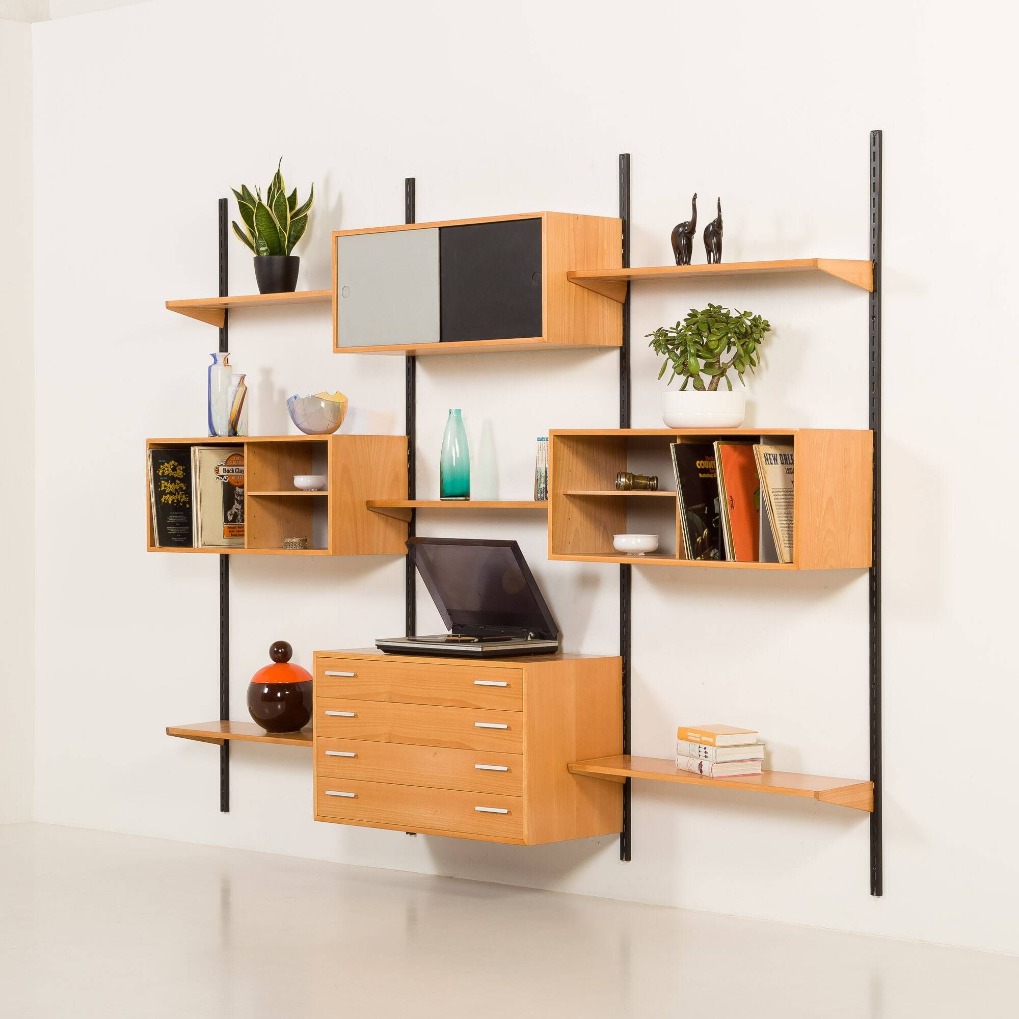 Rare Kai Kristiansen 3 bay wall unit in beech, 1970s