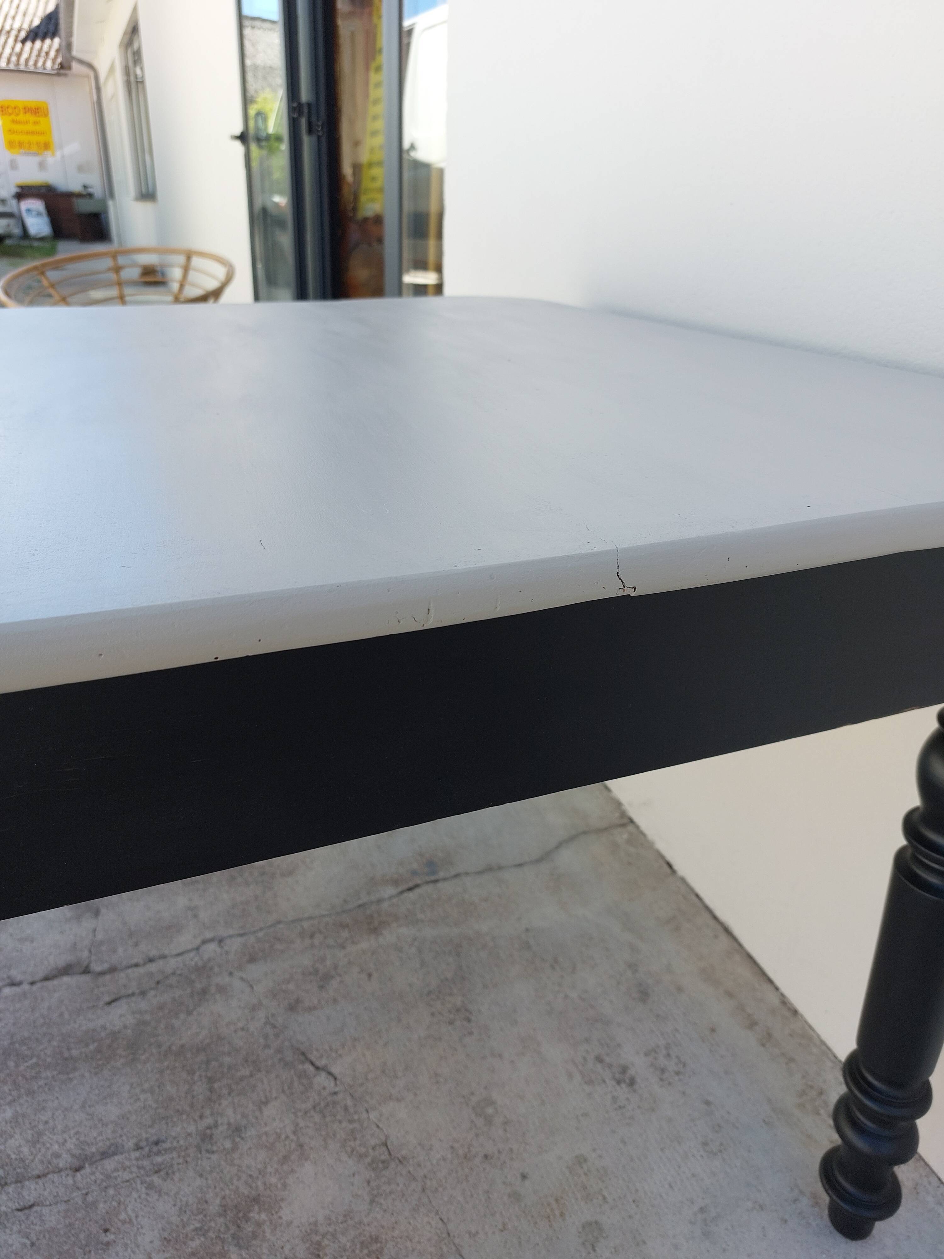 Old farmhouse table 1900 patinated