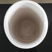 Vase moderniste en céramique blanche – Design Jeroen Bechtold