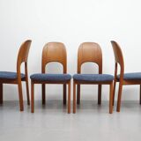 Vintage eetkamerstoelen Holstebro Denmark Teakhout nieuwe stoffering blauw