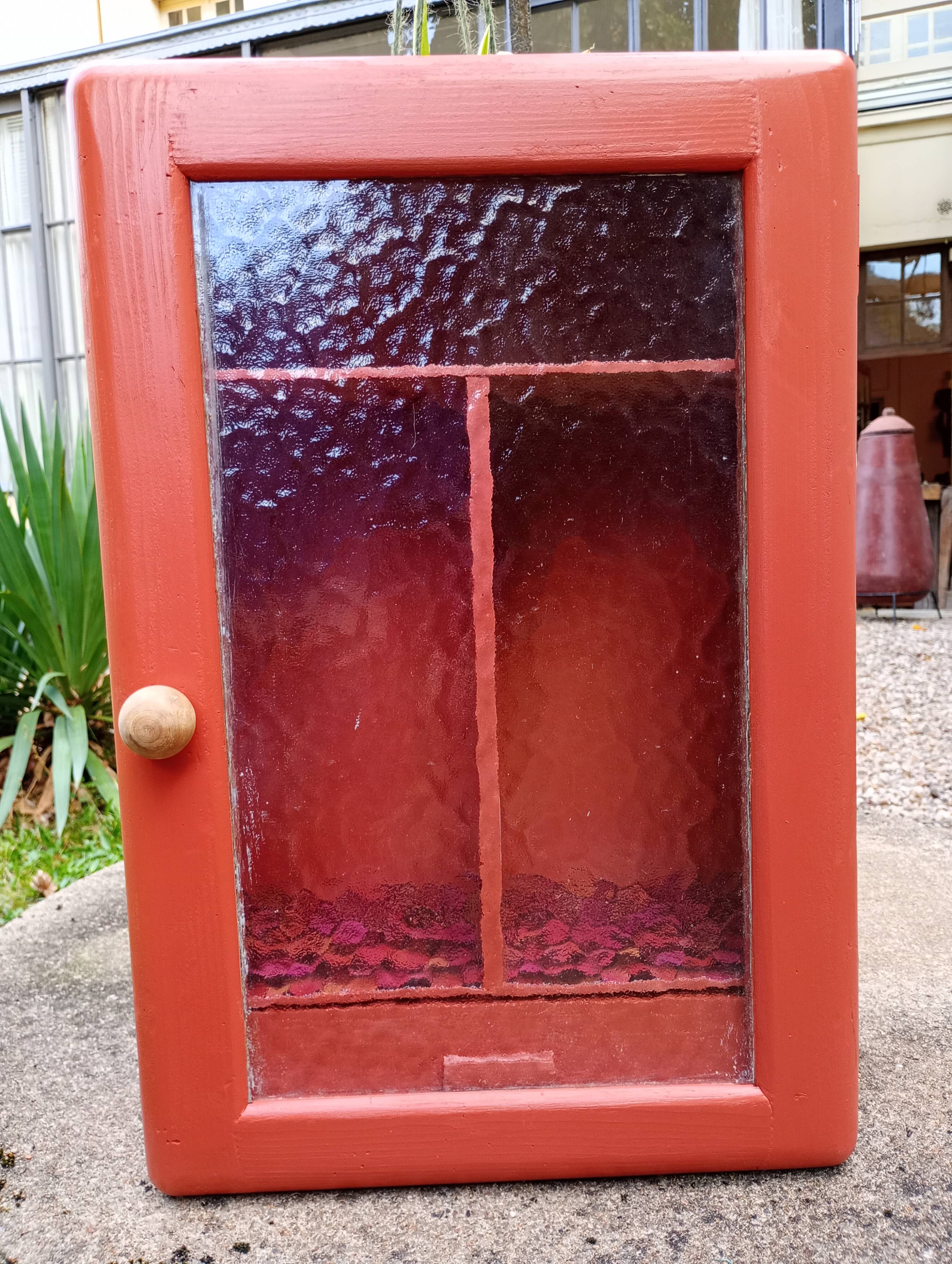 Small bathroom cabinet