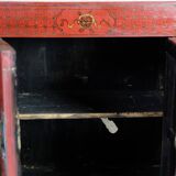 Antique Chinese cabinet - original red painted with patterns - patina - brass fittings - 1920s