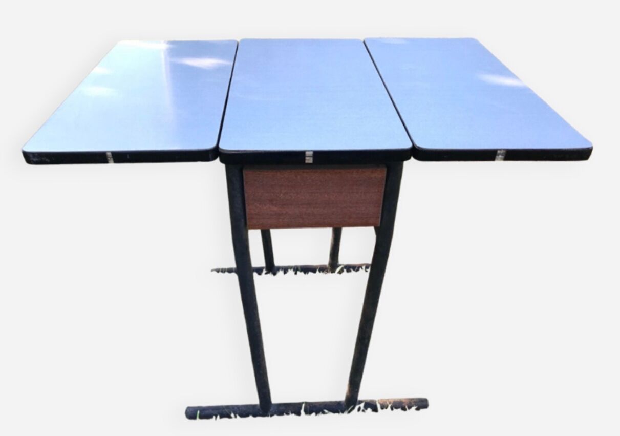 Formica feet tubes bar table