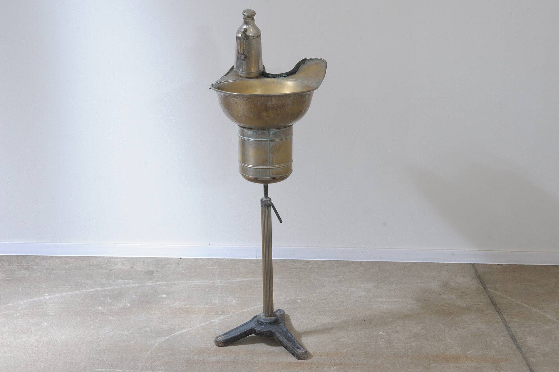 Lavabo de coiffeur du début du XXe siècle, Autriche Hongrie