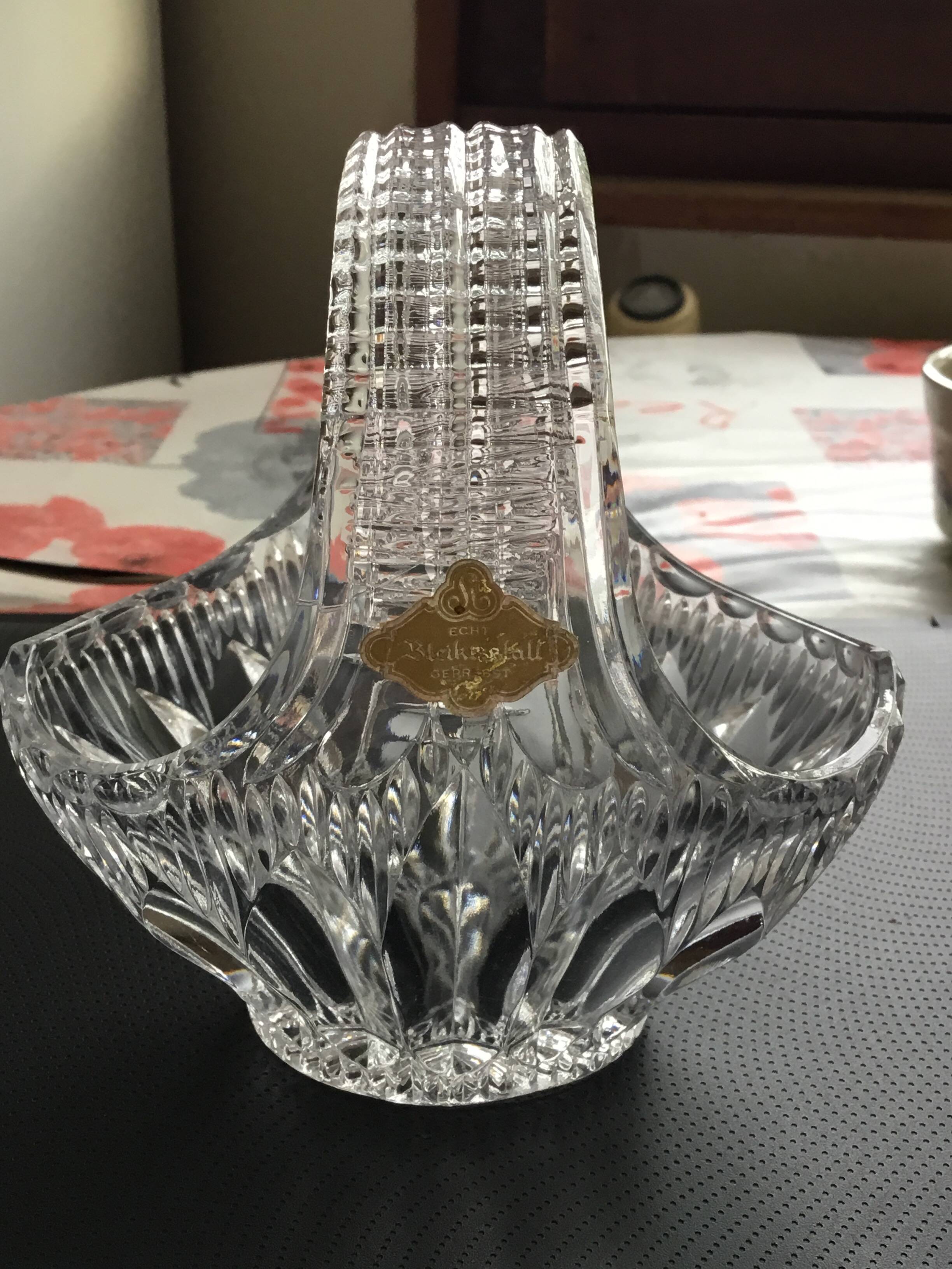 Crystal basket coupe