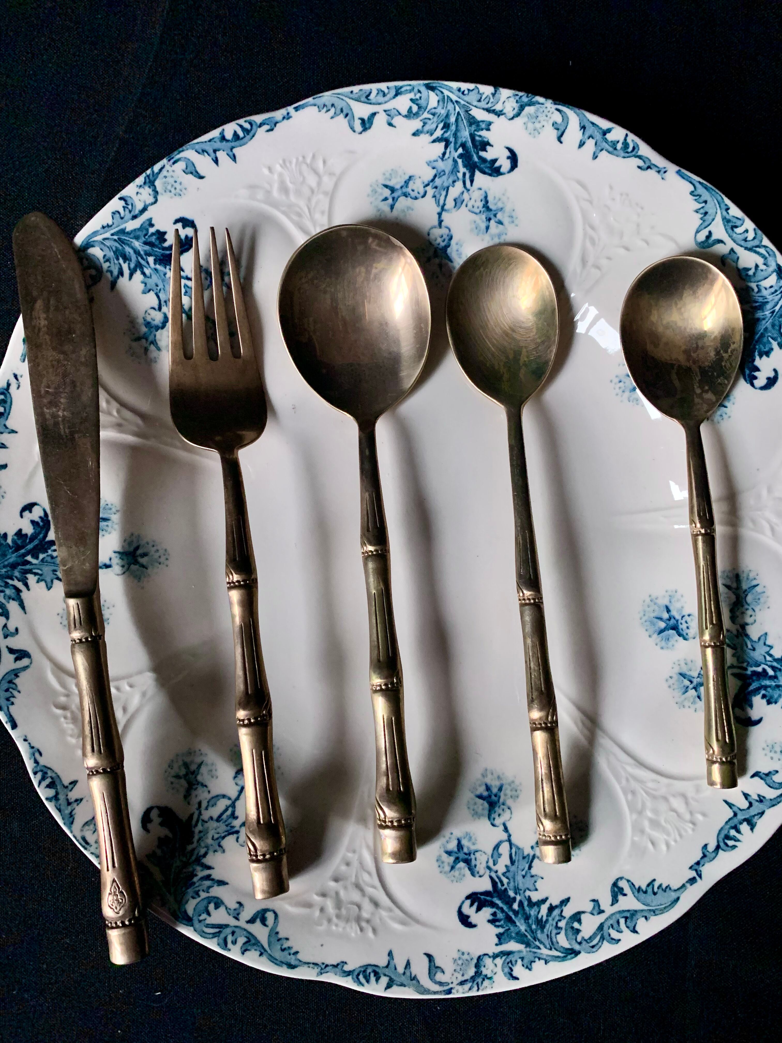 Couverts de table 12 personnes laiton bambou