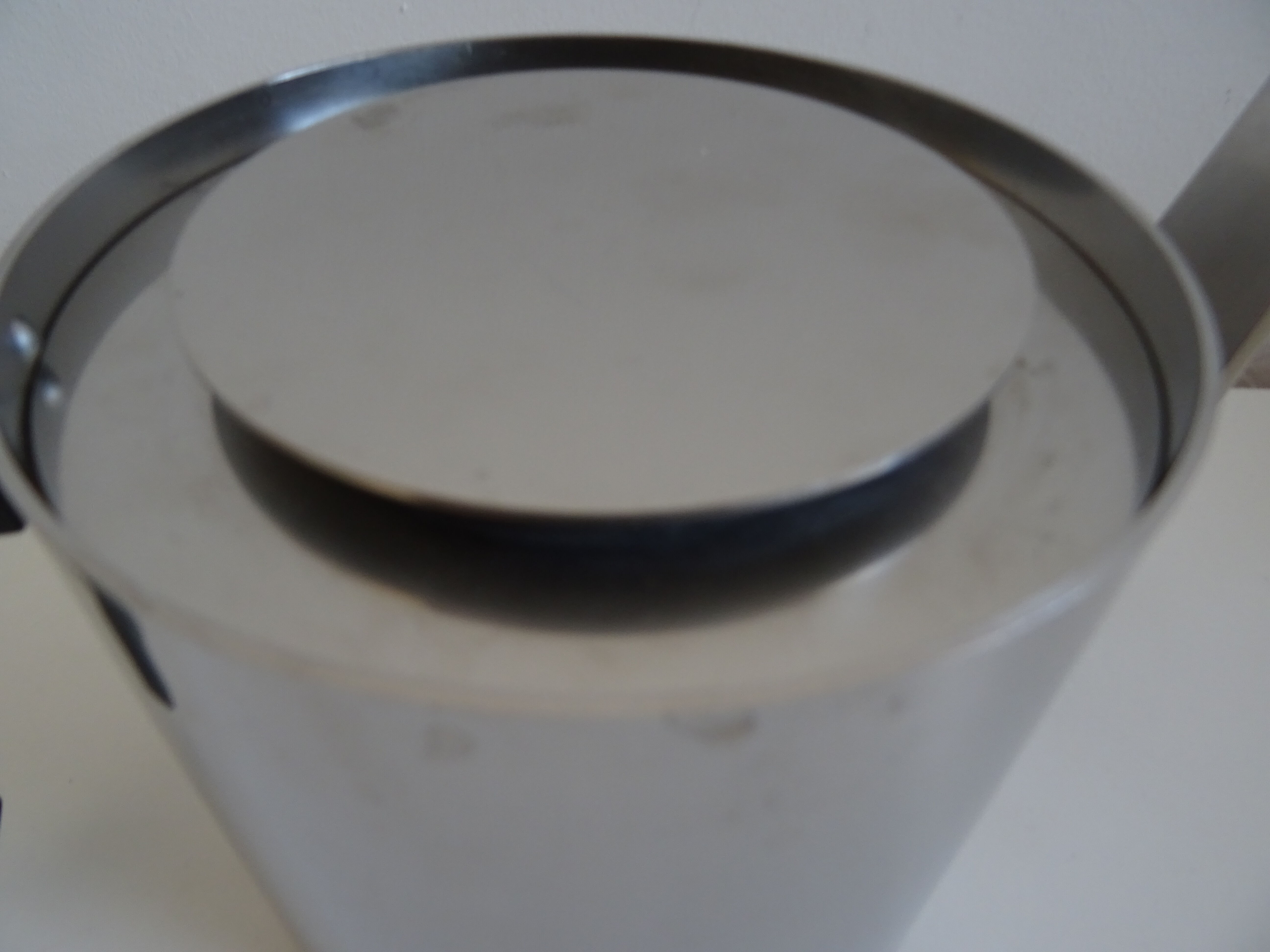 Teapot Cylinda line design Arne Jacobsen Stelton Vintage Scandinavian