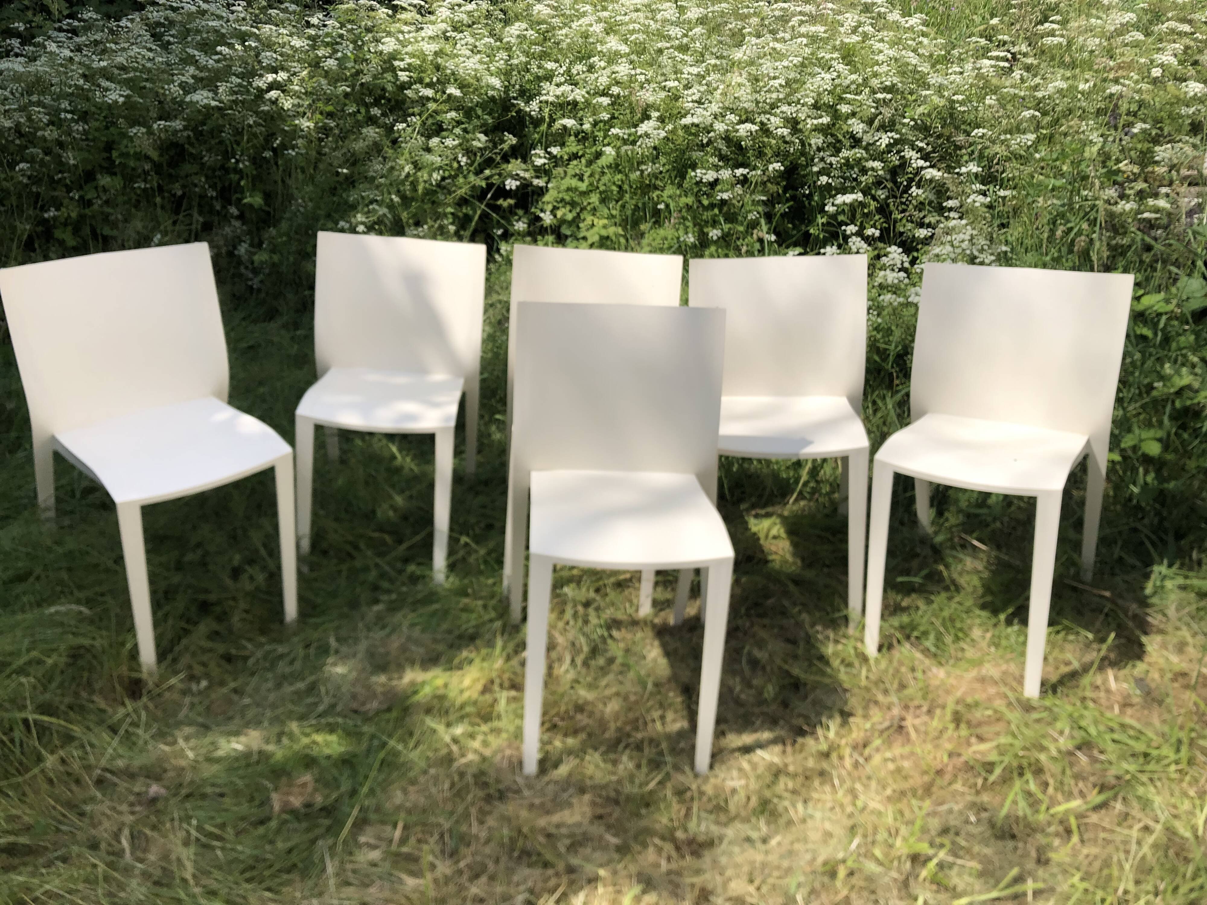 Chaises blanches Slick Slick Philippe Starck XO Design années 80