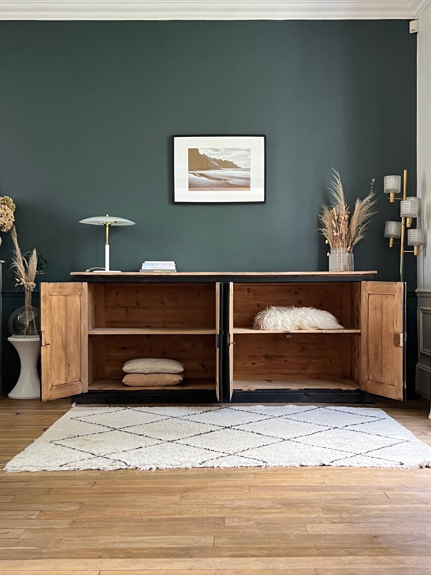 Buffet ancien noir