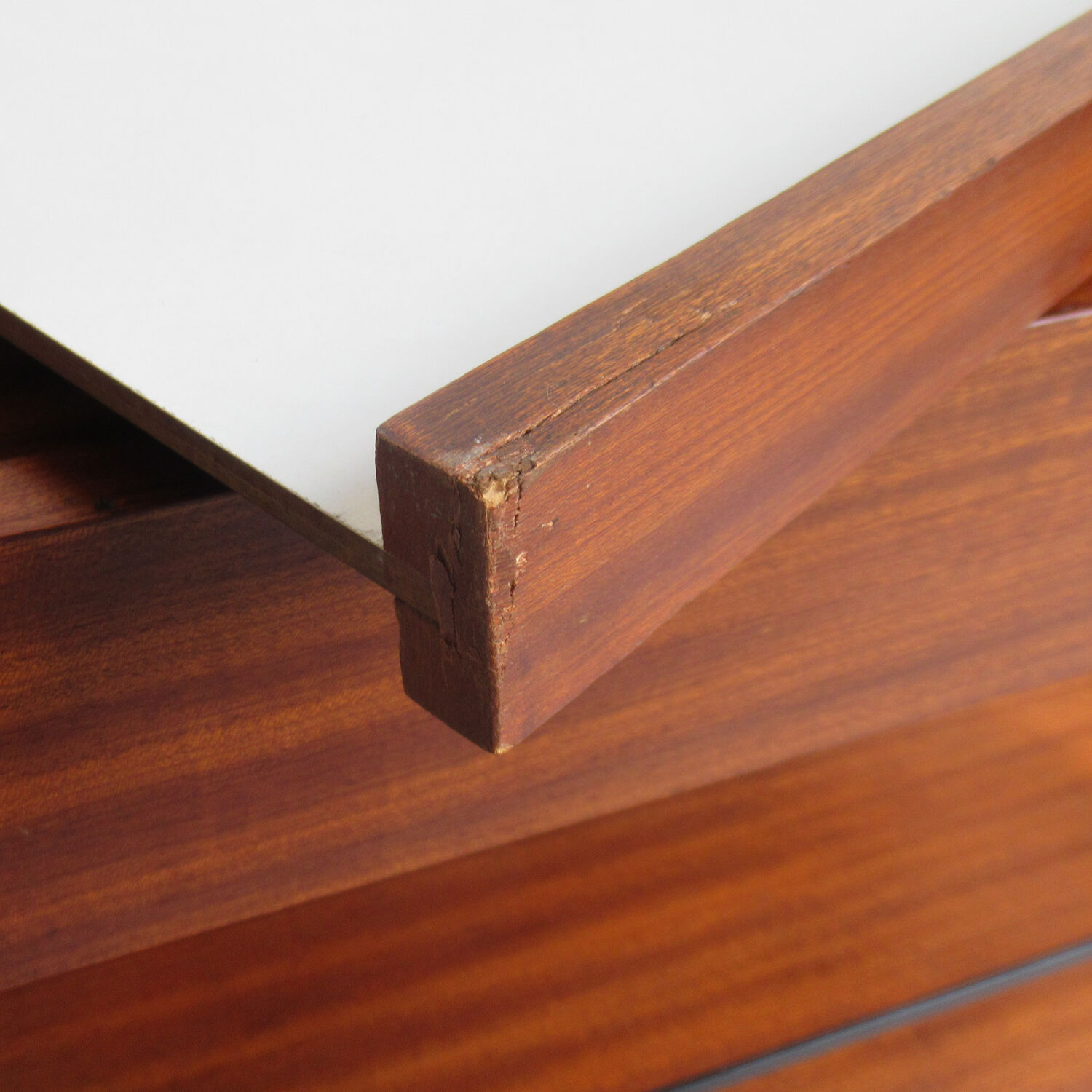 Service model 'paris' Pierre Guariche for Meurop