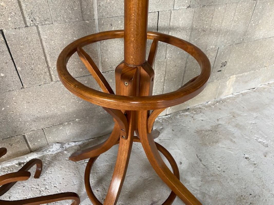 Coat rack swivel parrot Baumann bistro style 1960 curved wood