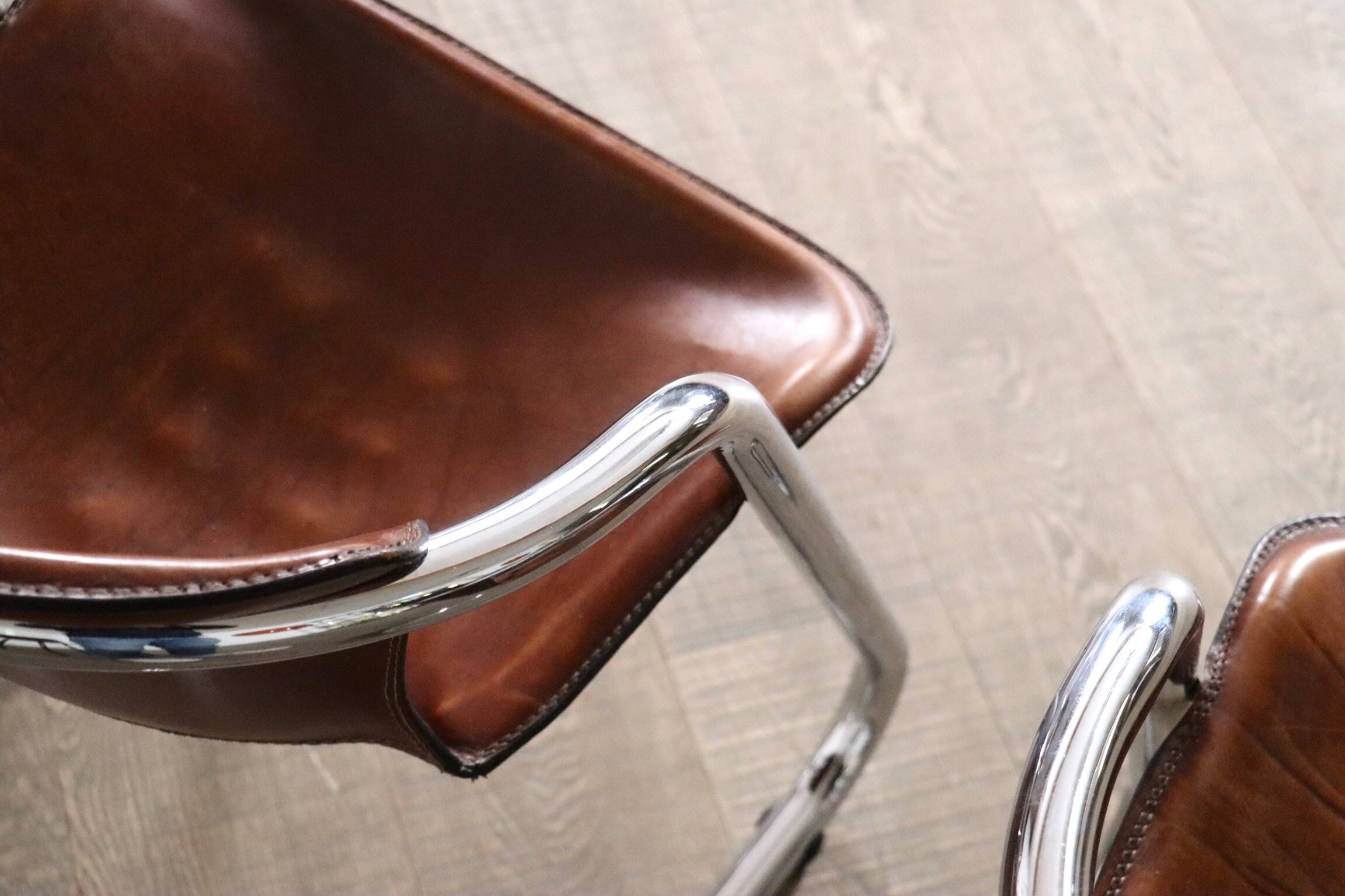 Set of 6 tubular chrome and saddle leather dining chairs for Metaform, 1970