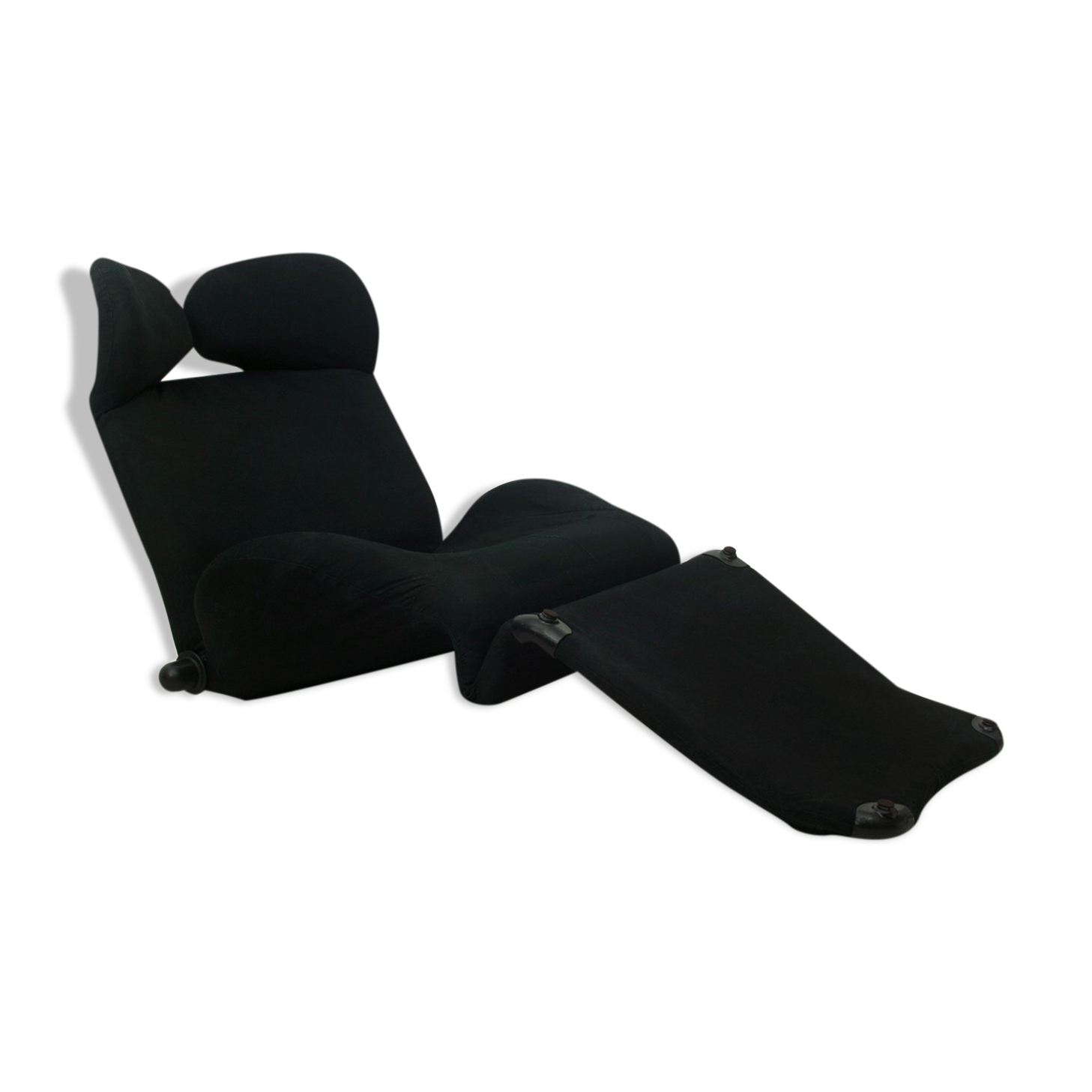Italian Black Wink Lounge Chair With Mickey Mouse Ears by Toshiyuki Kita for Cassina, 1980s
