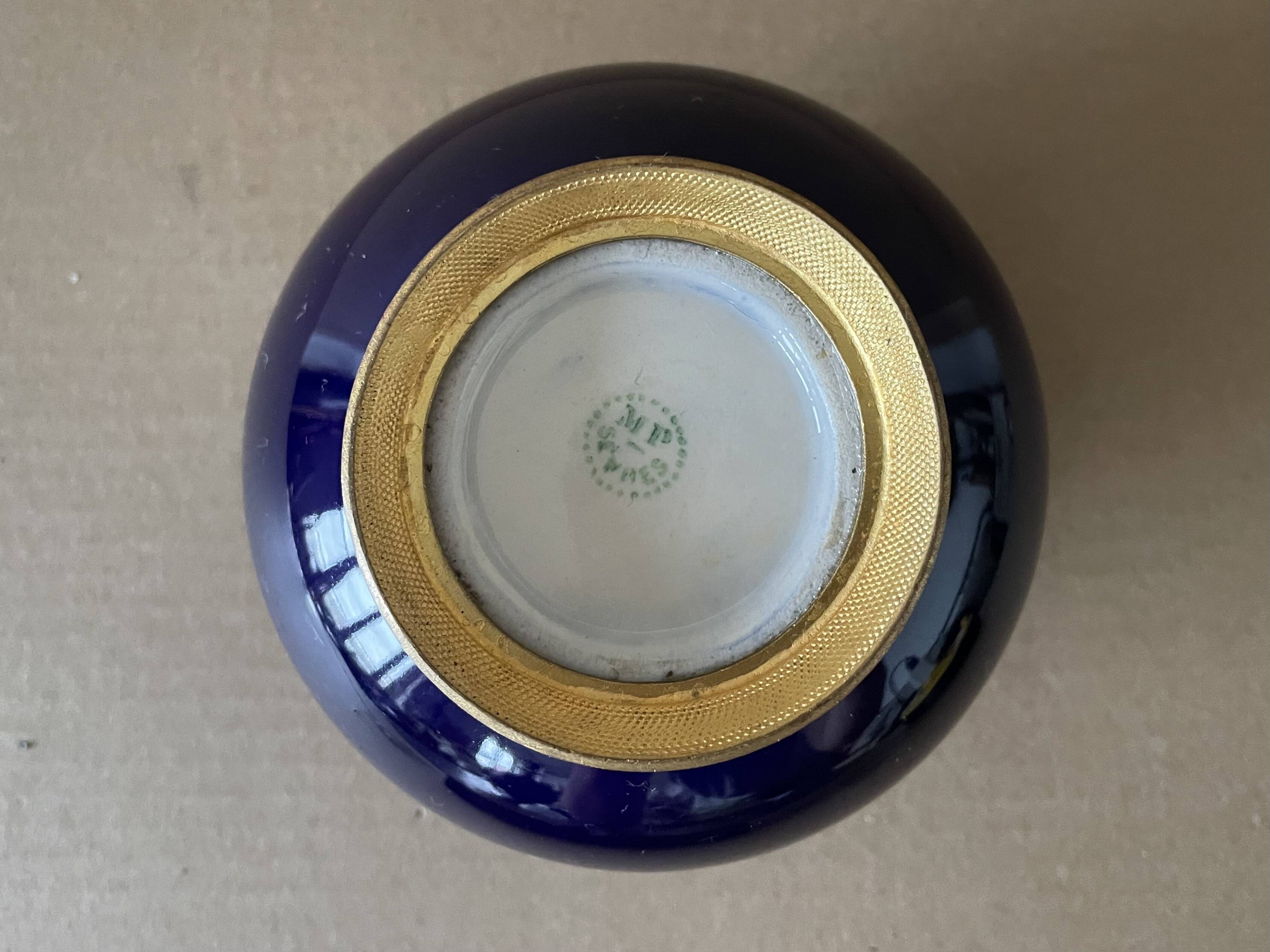 Paul Millet pot / Sèvres factory