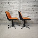 Pair of Comforto armchairs